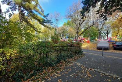 Apartament cu 3 camere semidecomandat în Central - 2