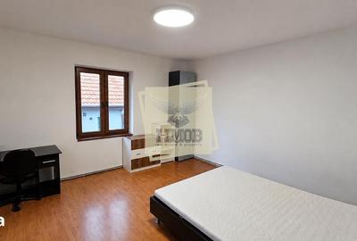 Apartament cu 3 camere decomandat în Țiglari - 11