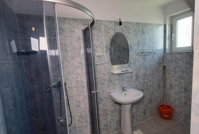 Casă cu 9 camere cu Teren 405 Mp în Nord - 2