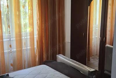 Apartament cu 3 camere decomandat în 13 Septembrie