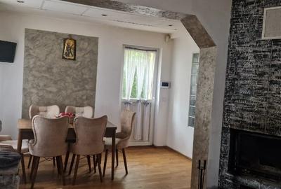 Investitie:Casa cu 2 apt, 8 camere, 308mp utili, 400m de mall Selimbar - 1