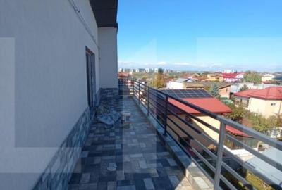 Apartament cu 3 camere, tip penthouse, 63 mp, zona Rond Gher - 1