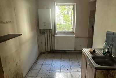 Apartament cu 4 camere decomandat în Central - 10