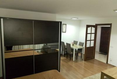 Garsonieră decomandată în Berceni