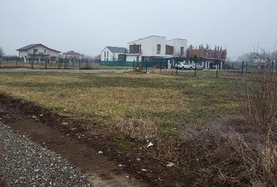 Teren Construcții intravilan de 554 mp, în Gulia - 4