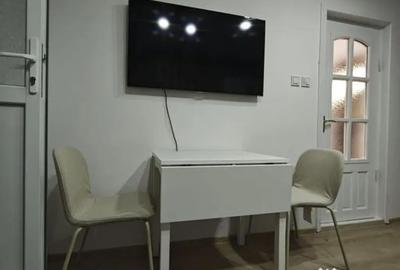 Garsonieră decomandată în Port - 7