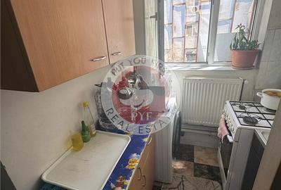 Metrou Eroii Revolutiei | Garsoniera | Semidecomandata | 15 mp | B11369 - 5