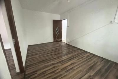 Caransebes, 3 Camere, Zona Nord - 12