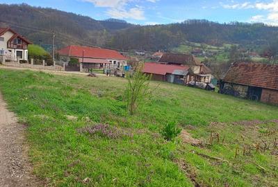 Teren de 820 mp, în Central - 1