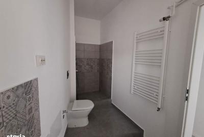 Apartament cu 5 camere decomandat în Moșilor - 9