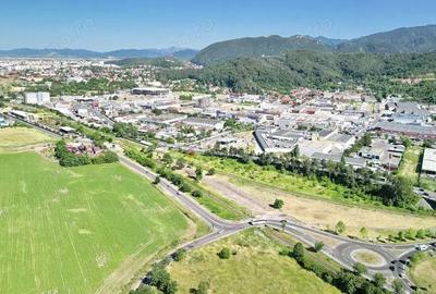 Teren intravilan cu PUZ - 3