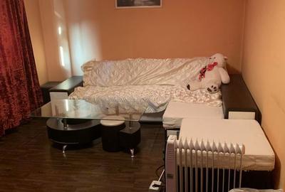 Casă cu 2 camere decomandat în Drăgășani - 3