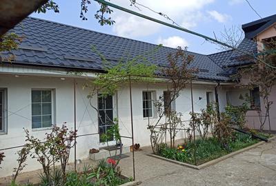 Casă cu 5 camere cu Teren 638 Mp în Tecuci - 3