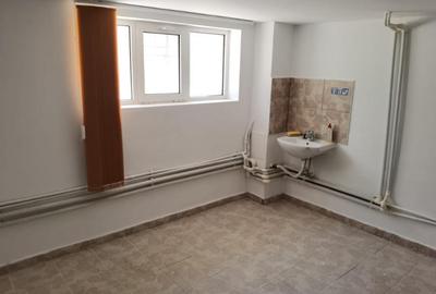 Casă cu 4 camere cu Teren 1438 Mp în Vărsătura - 6