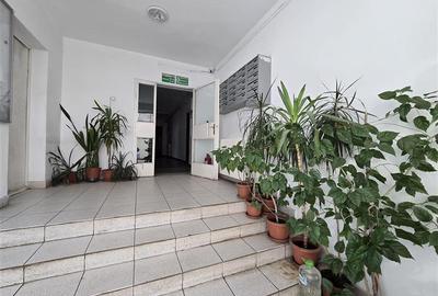 Apartament cu 2 camere decomandat în Olteniței - 14