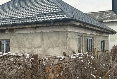 Casă cu 6 camere cu Teren 400 Mp în Central - 4