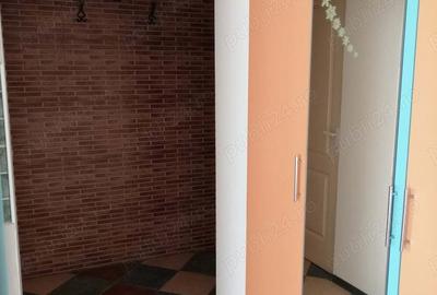 Apartament cu 3 camere decomandat în Fălticeni - 9