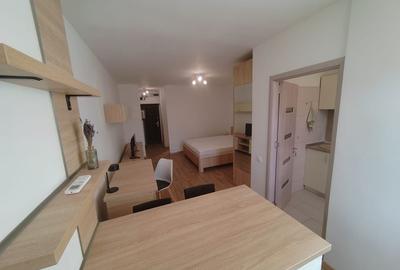 Metrou Iancului Elev S.Stefanescu Metrou Iancului Elev S.Stefanescu - 1