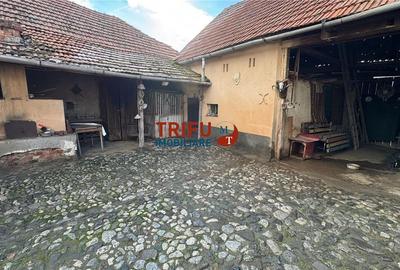 Casa cu 4 camere de vanzare in Cricau - 3