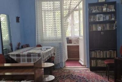 Apartament cu 2 camere decomandat în Central - 2