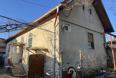 Casă cu 4 camere în Central - 6