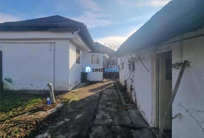 Casa de vanzare cu 4 camere si anexe in Fagaras. - 20