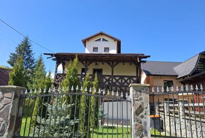 Casă individuală cu 13 camere cu Canalizare în Cheia - 3