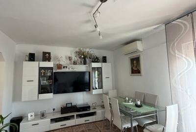 Apartament cu 3 camere decomandat, mobilat în Alfa - 2