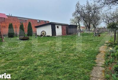 Casă cu 2 camere cu Teren 2910 Mp în Central - 11