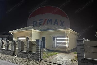 Casă cu 4 camere cu Teren 360 Mp în Vidra