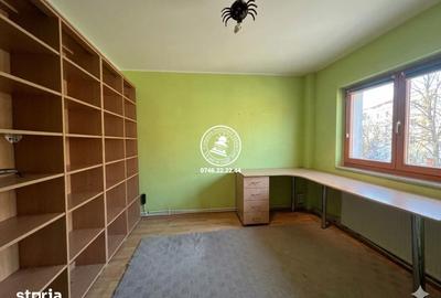 Apartament cu 3 camere decomandat în Nicolina - 9