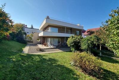 Vila superba de inchiriat ultracentral Brasov - 24