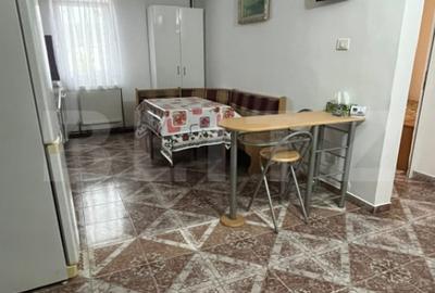Apartament cu 3 camere decomandat în Galata - 5