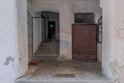 Comision 0 | Apartament cu 2 camere si terasa - Langa  Piata Sfatului - 17