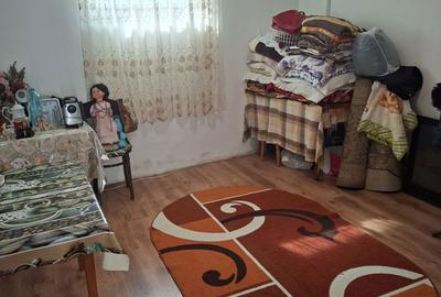 Casă cu 3 camere decomandat în Central - 3