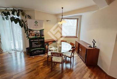 Casă cu 4 camere cu Canalizare în Unirea