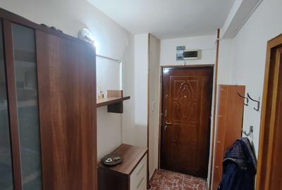 Garsonieră decomandată, mobilată în Canta - 3