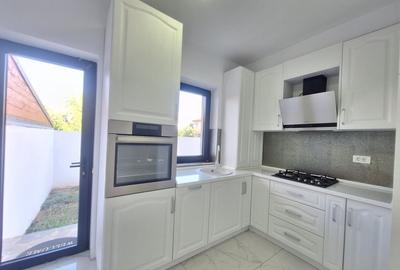 Casa cu gradina proprie - Strada Smaraldului Domnesti - 23