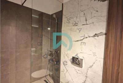 Penthouse, Qualis 2, Tractorul - 14