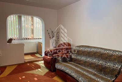 Apartament cu doua camere, centrala proprie, zona Lipovei - 2