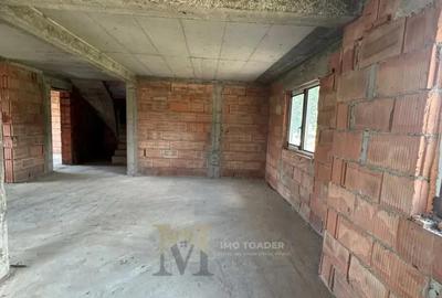 Casă cu 5 camere cu Teren 1900 Mp în Bulgăruș - 4