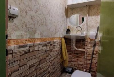 Apartament cu 4 camere decomandat în P-ța Maria