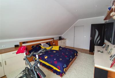 Casă individuală cu 4 camere cu Garaj în Tișăuți - 8