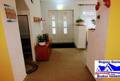 Casă cu 5 camere cu Canalizare în Simeria - 8