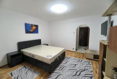 Garsonieră decomandată, mobilată în Lujerului