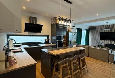 Duplex cu 4 camere cu Canalizare în Dumbrăvița