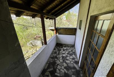 Casă cu 3 camere cu Teren 855 Mp în Trivale - 1