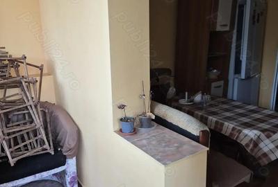 Apartament cu trei camere, zona Bradet, disponibil - 6
