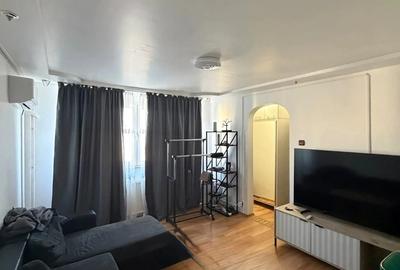 Apartament cu 3 camere semidecomandat în 9 Mai