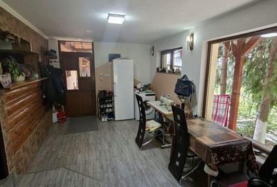 Casă cu 4 camere cu Teren 1600 Mp în Central - 19